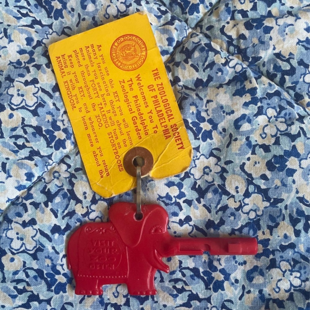 Philadelphia zoo key red